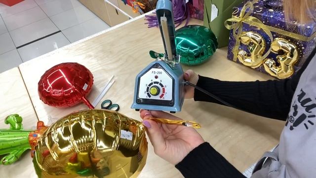 КАК РАБОТАТЬ С МИНИ-ФОЛЬГОЙ? | ТУЦ-ТУЦ смотреть онлайн