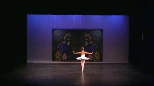 Daniela DeAgazio Dances Dying Swan