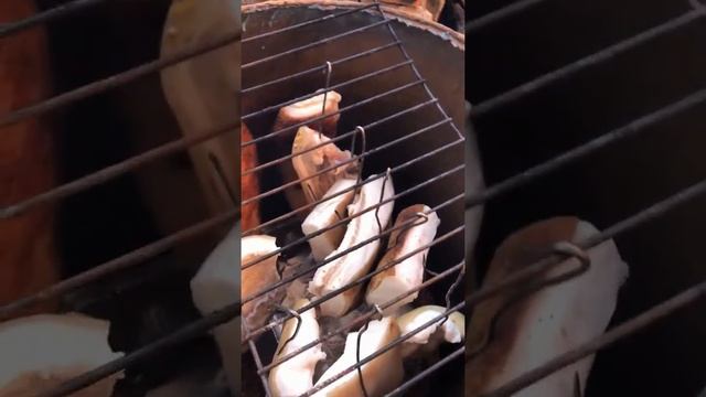 Коптим сало в бочке. смотреть онлайн