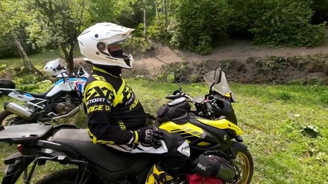 Honda Africa Twin CRF1100 Suzuki V Strom 650 День падений 28 05 2022 смотреть онлайн
