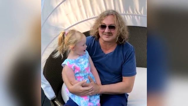 Дочь Игоря Николаева похожа на... смотреть онлайн