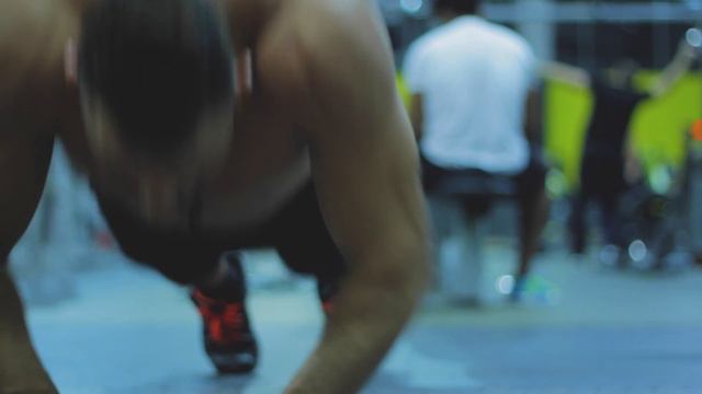 Qgym Commit To Be Fit смотреть онлайн