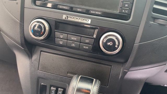 Mitsubishi Shogun Di-D 200ps SG3 7 Seater with NO VAT, Sat Nav & Rev Cam смотреть онлайн