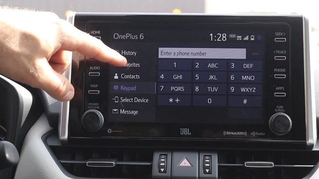 2021 Toyota Entune 3.0 Infotainment System Bluetooth, Android Auto Connection, and How to смотреть онлайн