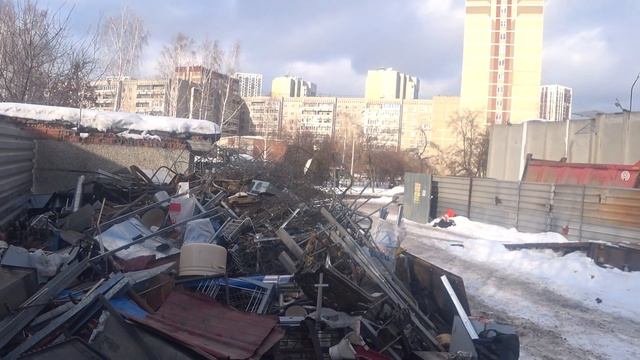 Нелегальный захват земельного участка в Юго Западном районе Екатеринбурга смотреть онлайн