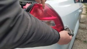 Замена лампочки заднего фонаря Авео Т250