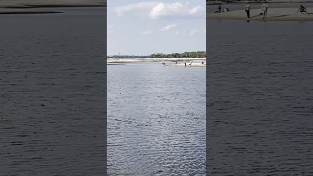 Дошли до острова | Где можно пройти на остров в Разумовке ? | Новые пляжи реки Днепр смотреть онлайн