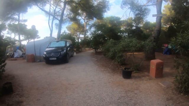 Первое утро на Ибице. Обзор кемпинга. Хиппи-маркеты Ибицы смотреть онлайн