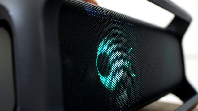 LG XBOOM Go PK7 & PK5 Review - Best Wireless Speakers 2019 смотреть онлайн