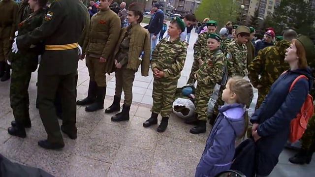 Военные и люди-Тюмень и-Петр Малюгин! смотреть онлайн