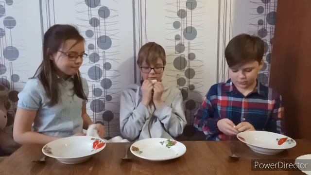 БОЛЬШАЯ МАЛЕНЬКАЯ ИЛИ СРЕДНЯЯ ПОРЦИЯ ЧЕЛЛЕНДЖ смотреть онлайн