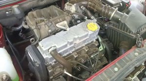 Лада Гранта 11182 на 10000 стучат клапана?