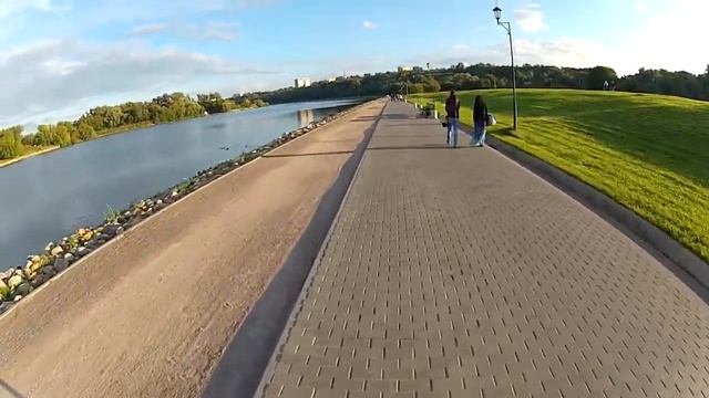 Музей-заповедник усадьба Коломенское Нагатинский затон - Москворечье-Сабурово по набережной смотреть онлайн