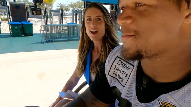 Roy Robertson-Harris: "The city is behind us." | Off the Field | Jacksonville Jaguars смотреть онлайн