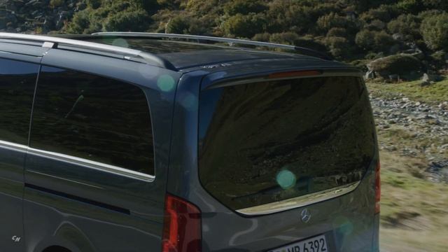 2019 Mercedes-Benz V-Class Exclusive MPV смотреть онлайн
