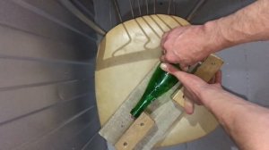 Отличные плафоны из бутылок, или как обрезать стеклянную бутылку