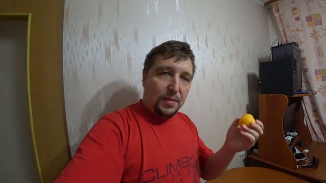 Разрезали резиновую игрушку сына - что мы увидели внутри?! смотреть онлайн