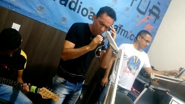 Carlos Araujo & Paulo Neto - Na Rádio ACAUÃ FM смотреть онлайн