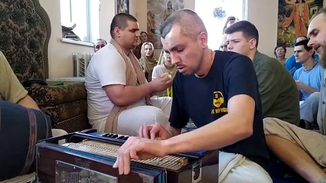 Мадан Гопал Прабху Нарасимха пранама 10.01.2021 смотреть онлайн