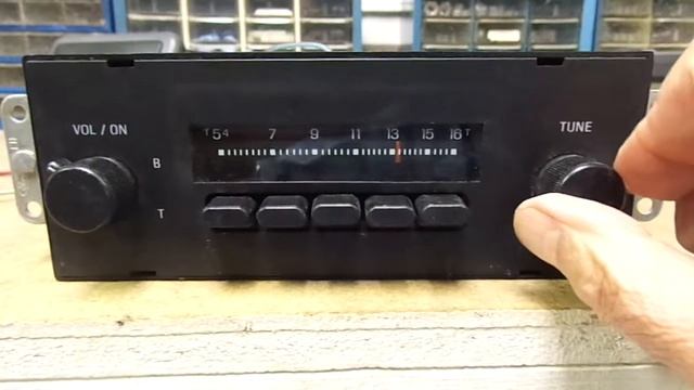 80-86 Ford Escort EXP Mercury Lynx AM Push Button Radio E5AF-18806-AA FOMOCO 67F смотреть онлайн