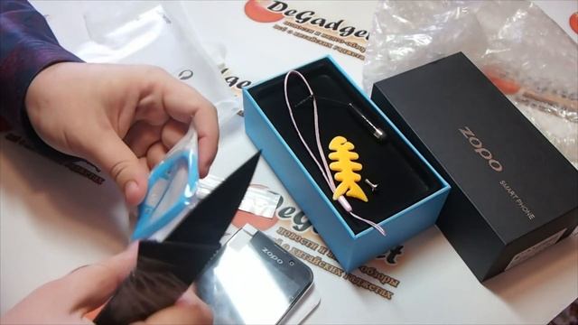 ZOPO ZP700 : Распаковка посылки с телефоном смотреть онлайн