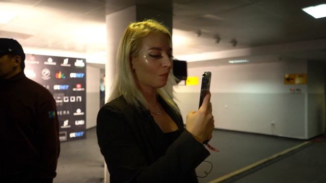 ЛЮБЛИНО УРОНИЛ БЛОНДИНКУ - OCTAGON 37 смотреть онлайн