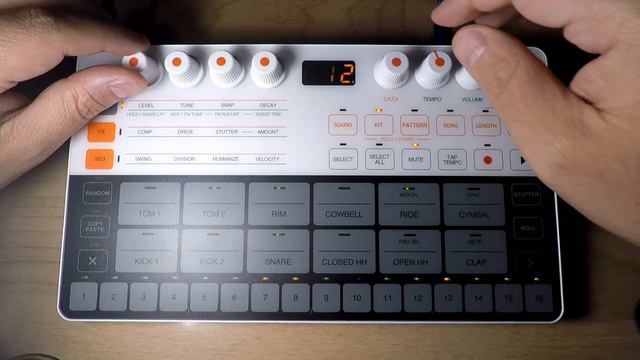 ☢ IK UNO Drum Techno JAM with Factory Kits modded... ☢ смотреть онлайн
