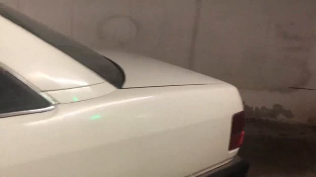 Audi V8 D11 3,6l cold start exhaust sound in the garage смотреть онлайн
