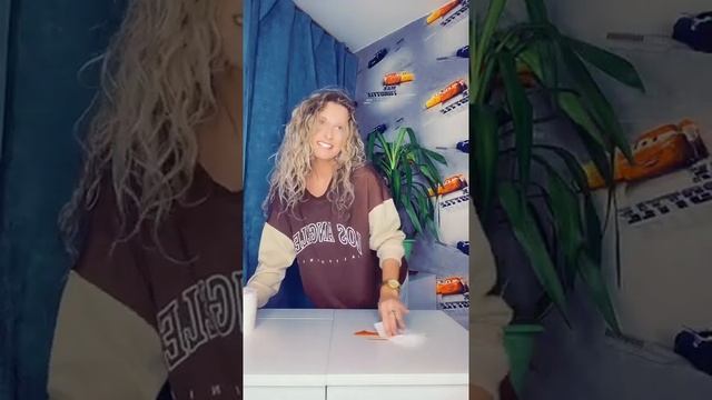 Вытираю стол )))))) смотреть онлайн