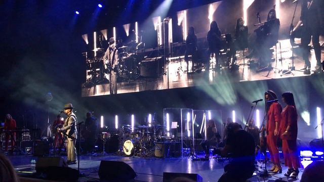 The Eurythmics Songbook - When Tomorrow Comes Dave Stewart - London 09.08.2019 смотреть онлайн