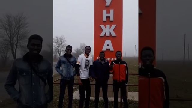 Парни из Сенегала поздравили Осетию с неделей Уастырджи смотреть онлайн