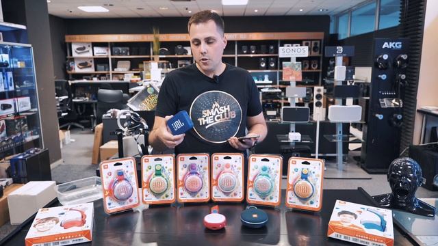Najlepší darček pre vášho malého hudobníka? JBL JR POP смотреть онлайн