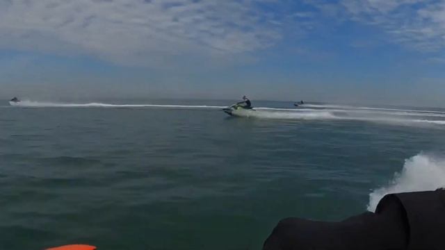 Jet Skiing - Herne Bay, Kent England смотреть онлайн