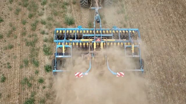 Disc harrow Farmet Diskomat 8 PS vs. chisel cultivator Farmet Duolent DX 460 PS смотреть онлайн