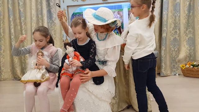 Знакомство с марионетками после спектакля "Лебединое озеро" смотреть онлайн