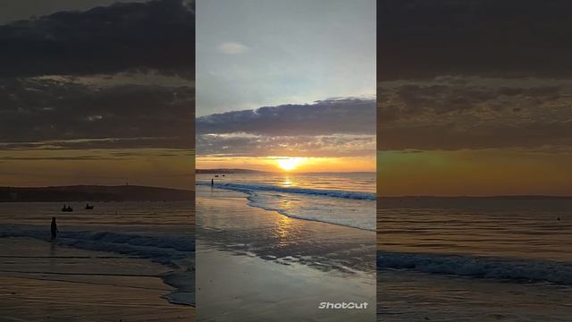 БЬЮТСЯ ВОЛНЫ В ЗОЛОТЕ ЗАКАТНОМ. СПОКОЙНОЙ НОЧИ! смотреть онлайн