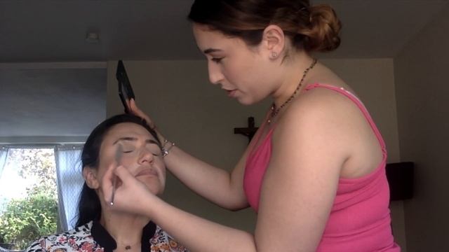 Giving My Mom a Makeover For Mother's Day! смотреть онлайн