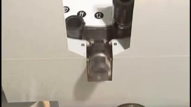 HSM-1000L (High Speed Machining Centre) смотреть онлайн