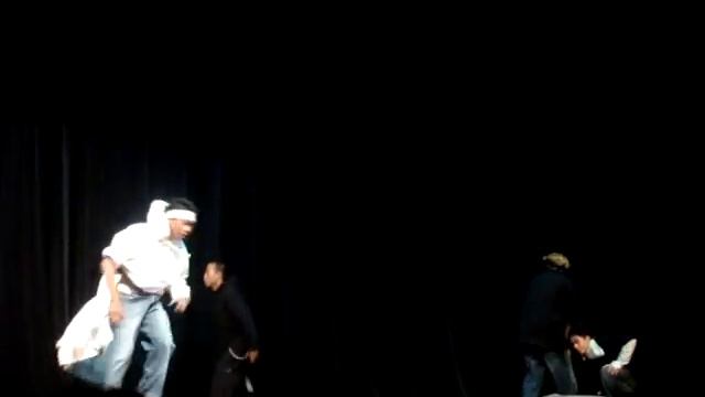 Munky Crew Peform @ SPHS смотреть онлайн