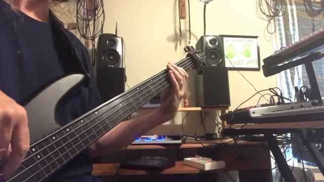 Fretless GW8 And a Sequence смотреть онлайн