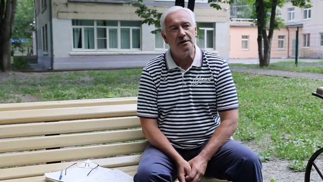 Школа в лицах. Эдуард Юрьевич Хопров. смотреть онлайн