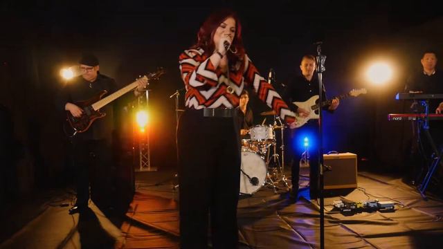 Coco Thinking of You V2 смотреть онлайн