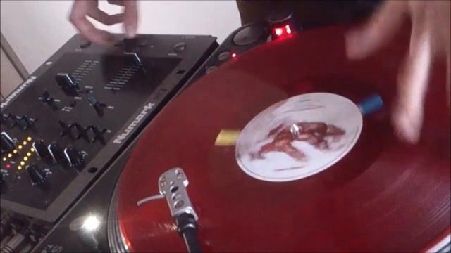 Freestyle Scratch - Stanton T62 & Numark M3 смотреть онлайн