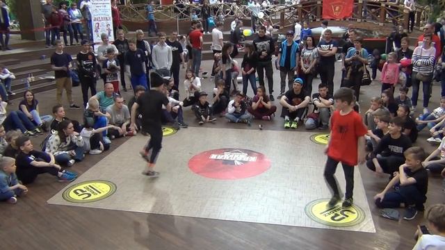 06 Паук и Yan, kids, 1I8 финала, Красная жара, Саратов 20.05.2017 смотреть онлайн
