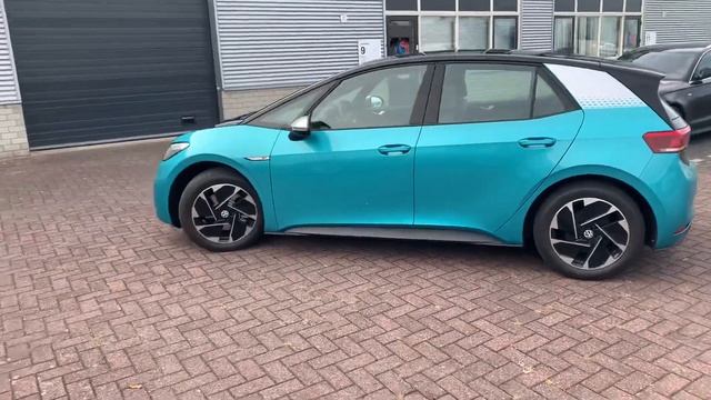 Volkswagen NEW ID3 First 2020 in 4K Makena Turkish 18 inch East Derry walk around & detail inside смотреть онлайн