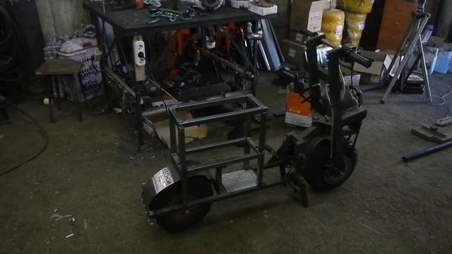 Двойное съёмное сидение на Кота смотреть онлайн