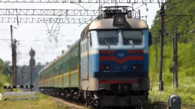 ЧС4 Пасс. Яркий стук колес смотреть онлайн