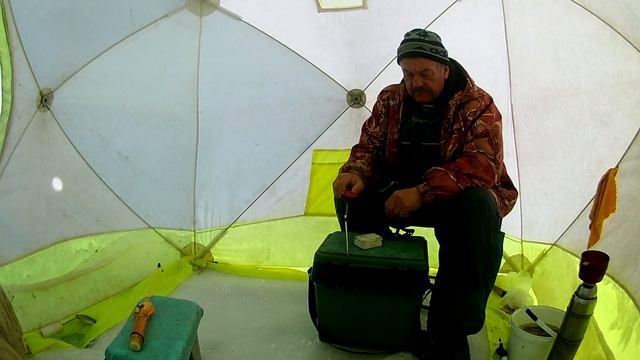 ОТЛИЧНЫЙ КЛЕВ! ВЫРВАЛИСЬ НА ПАРУ ЧАСОВ НА ВЕРХНИЙ ТОБОЛ! ДЕЛО К ВЕСНЕ И КЛЁВУ! РЫБАЛКА В КАЗАХСТАНЕ смотреть онлайн