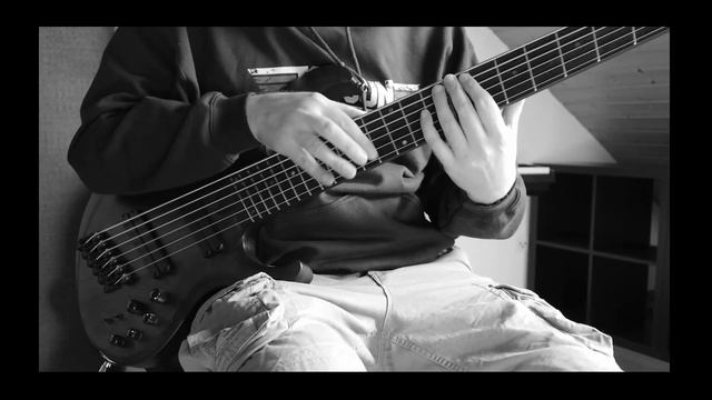 Bass Tapping Beethoven's 