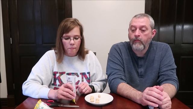 7-Eleven 7-Select Oreo & Nilla Wafers Cookie Covered Almonds, Iced Lemon & Oatmeal Cookies